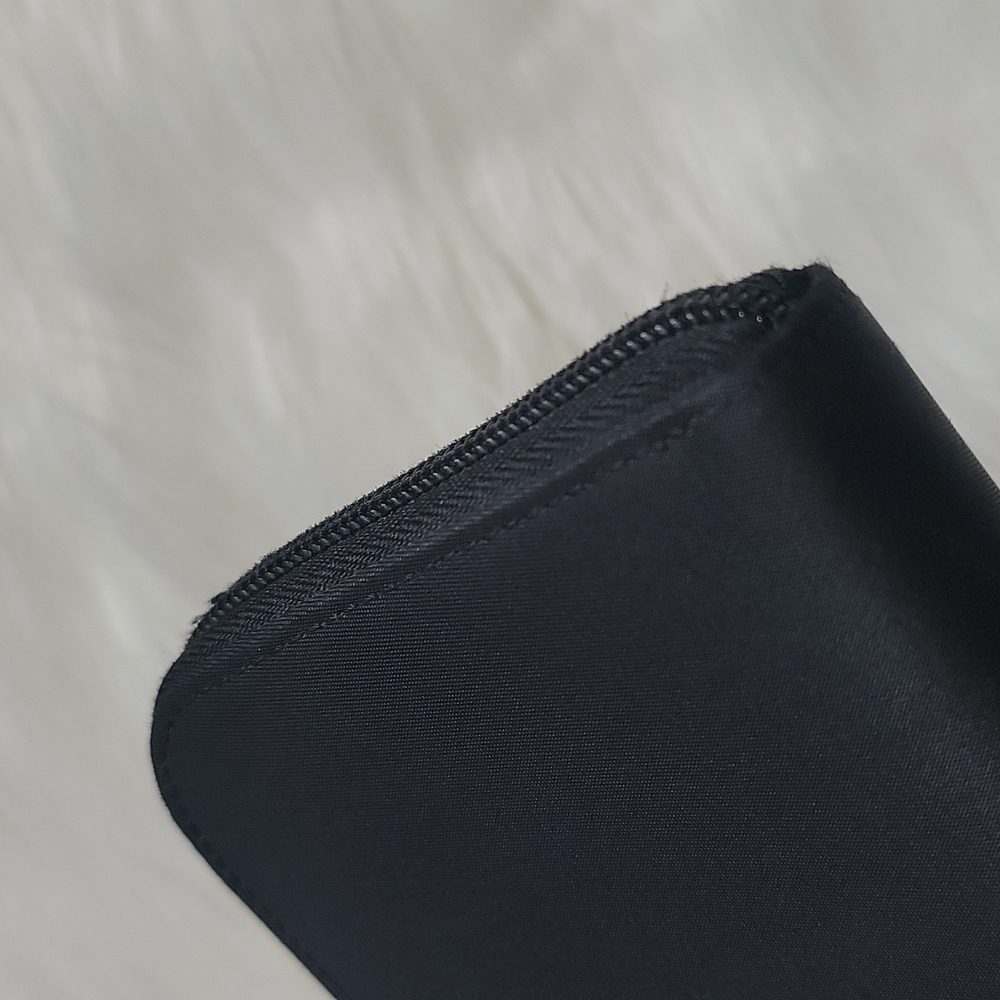 PRADA Wallet - Picture 5 of 16